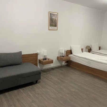 Hotel Sorta 3*