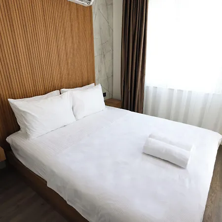 Hotel Sorta 3*