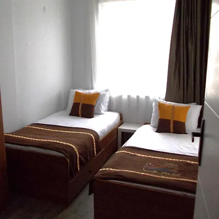 Hotel Sorta 3*