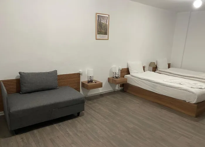 Hotel Sorta 3*